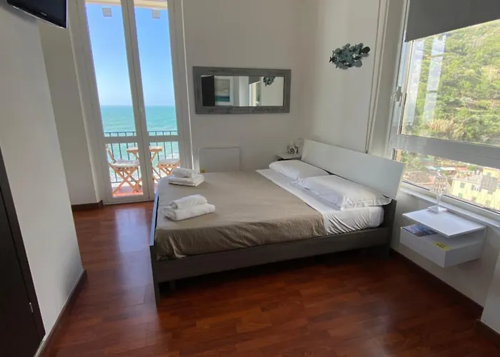 Sollevante Guest House